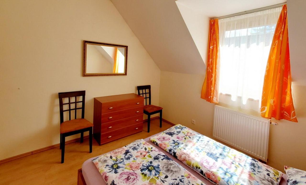 Apartments Highland Stara Lesna Bagian luar foto